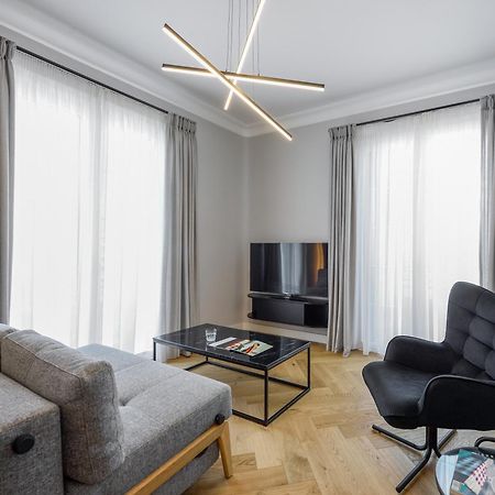 King Apartment Thessaloniki By Luxlikehome מראה חיצוני תמונה