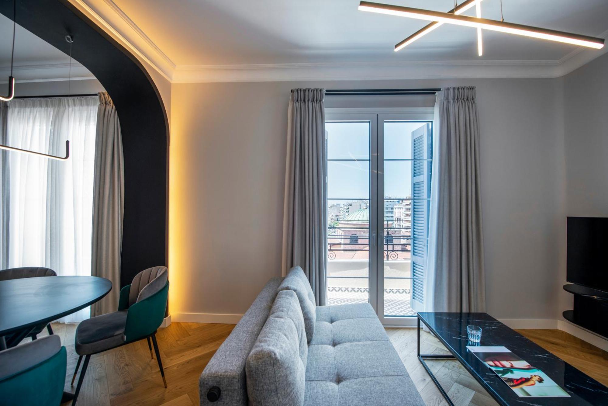 King Apartment Thessaloniki By Luxlikehome מראה חיצוני תמונה